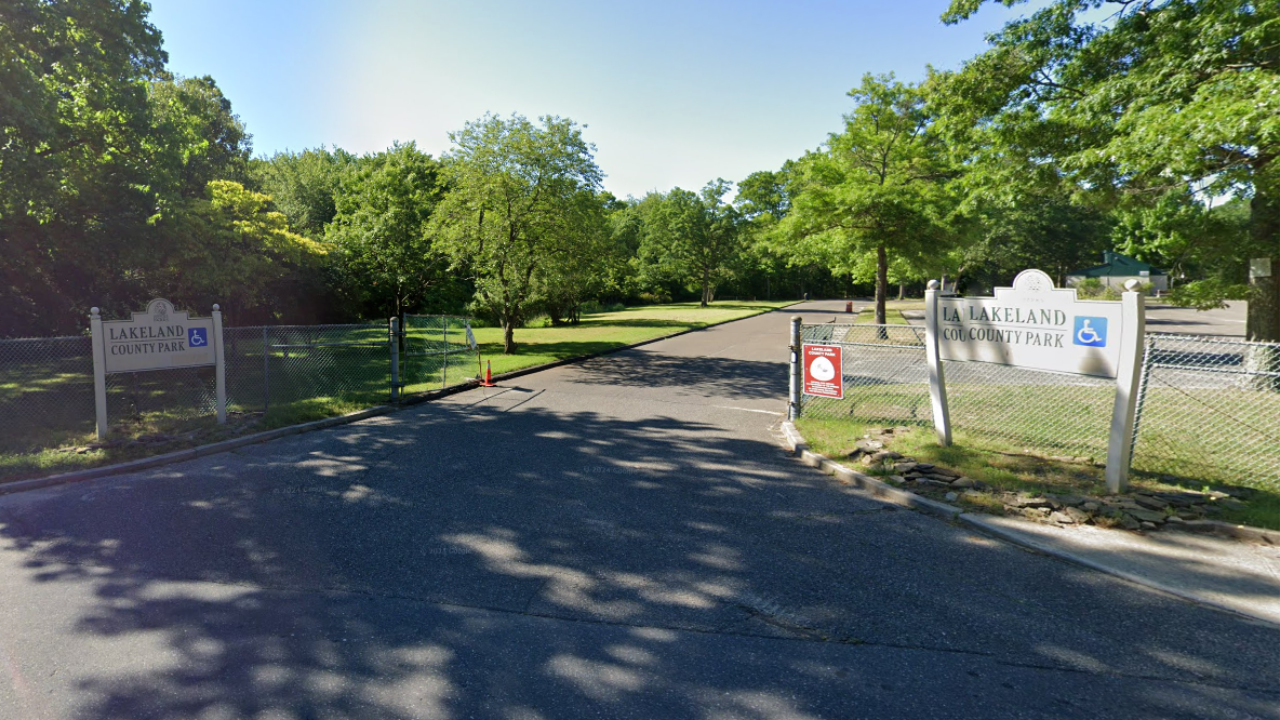 Entrance to Lakeland County Park Hauppauge, NY
